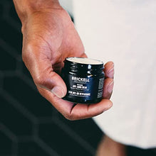 Cargar imagen en el visor de la galería, Brickell Crema Antienvejecimiento para Hombres | Natural y Orgánica | Antiarrugas | 2 oz