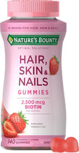 Cargar imagen en el visor de la galería, Nature's Bounty Optimal Solutions | Biotina 2500 mcg | Gomitas Fresa | Cabello, Piel y Uñas
