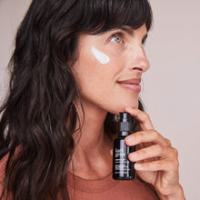 Cargar imagen en el visor de la galería, Kari Gran Natural Essential Spf 30 Protector Solar Facial