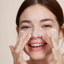 Cargar imagen en el visor de la galería, The Face Shop Rice Water Bright Rice Salvado De Arroz Suave