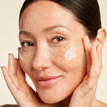 Cargar imagen en el visor de la galería, Tru Alchemy Retinol Reset Suero De Retinol Revitalizante