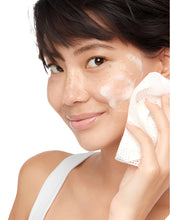 Cargar imagen en el visor de la galería, Olay 4 En 1 Paños Fragancia Y Jabón Facial Diaria Gratuita