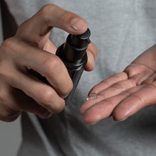 Cargar imagen en el visor de la galería, Anthony Tratamiento Crema Vitamina C Alto Rendimiento | Sérum Antienvejecimiento | Polipéptidos + Ác. Salicílico