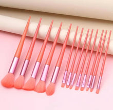 Cargar imagen en el visor de la galería, Generic Ajbeauty Juego De 13 Brochas De Maquillaje
