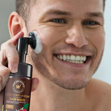 Cargar imagen en el visor de la galería, WOW Skin Science Espuma Exfoliante Vinagre de Sidra | 5.07 oz | Cepillo Silicona | Anti-Acné

