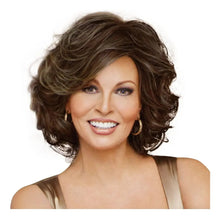 Cargar imagen en el visor de la galería, Peluca De Abrazo Raquel Welch Rl10/12 De Hairuwear

