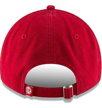 Cargar imagen en el visor de la galería, Gorra Ajustable New York Yankees 9twenty Roja New Era
