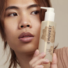 Cargar imagen en el visor de la galería, Honest Beauty Limpiador Facial Diario De Gel Suave   Calma +
