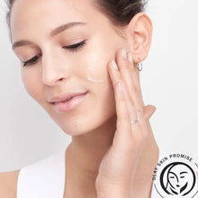 Cargar imagen en el visor de la galería, Olay Retinol 24 Crema Hidratante Facial Antienvejecimiento
