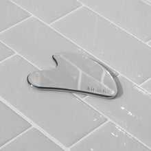 Cargar imagen en el visor de la galería, Kitsch Herramientas Faciales Gua Sha De Acero Inoxidable
