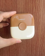 Cargar imagen en el visor de la galería, Awinggila Recortador De Cabello 2 En 1 Peine Manual Para
