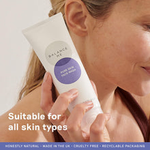 Cargar imagen en el visor de la galería, Balance Me Pure Skin Limpiador Facial Espumoso Para Pieles
