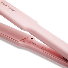 Cargar imagen en el visor de la galería, Foxybae Sleek &amp; Slay Plancha Plana De Cerámica De 1.75
